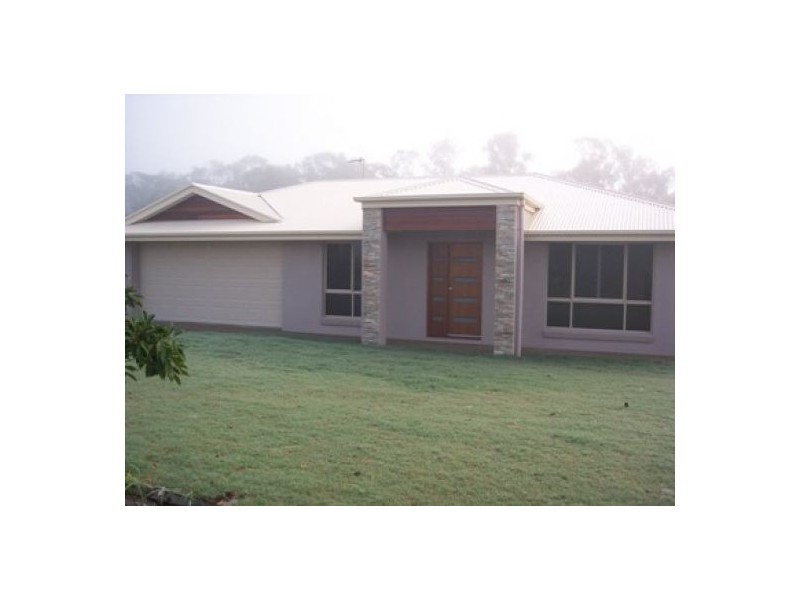 11 Baybreeze Ct, Wondunna QLD 4655