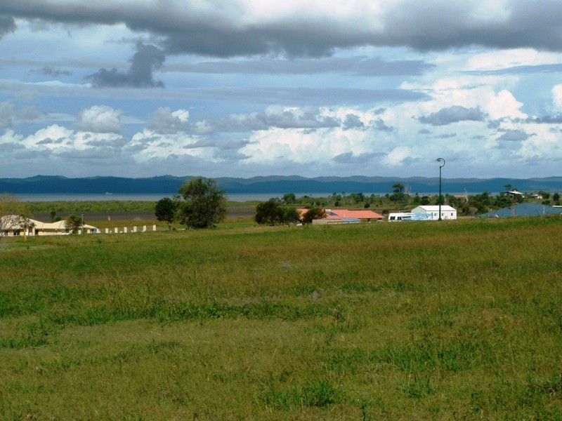 39 Windjammer Circuit, River Heads QLD 4655