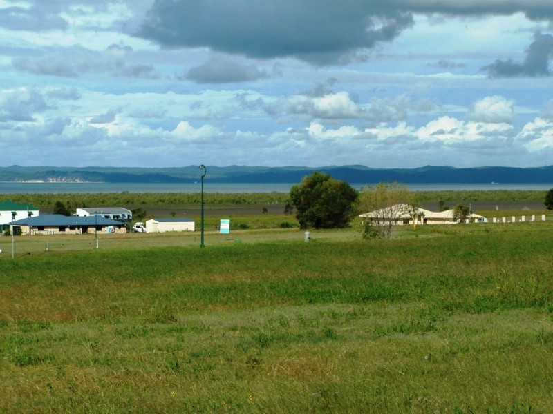 39 Windjammer Circuit, River Heads QLD 4655