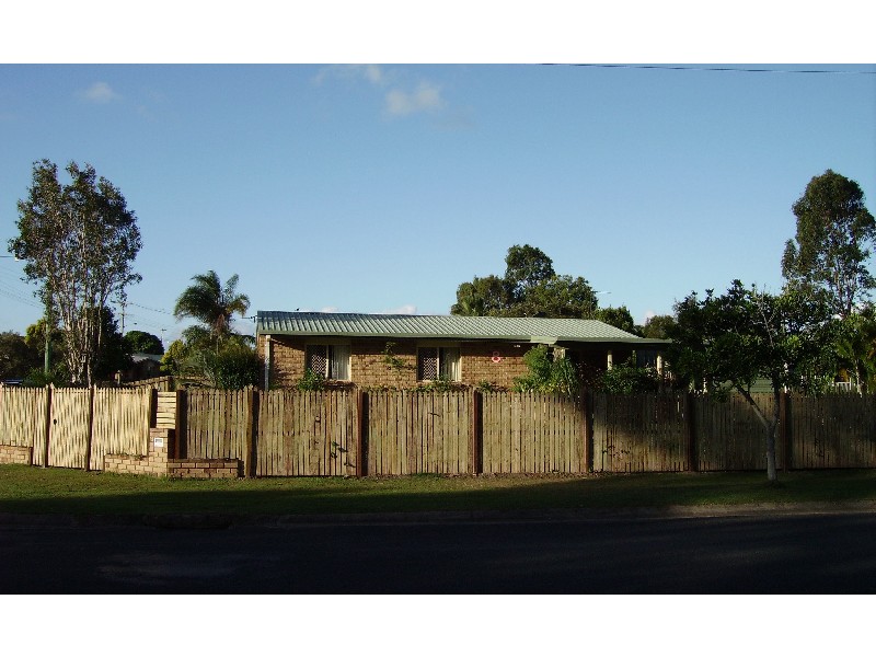 8 Fairway Drive, Urraween QLD 4655