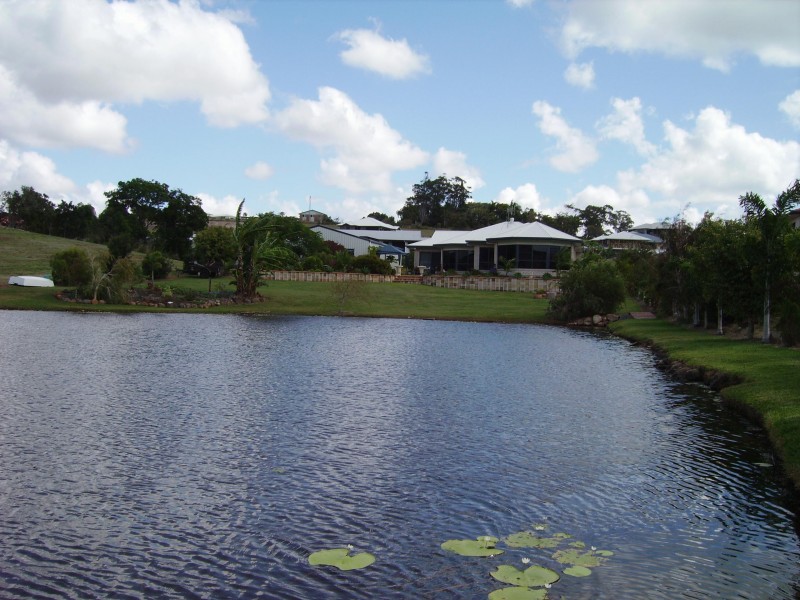 8 Mac Stock Drive, Dundowran Beach QLD 4655