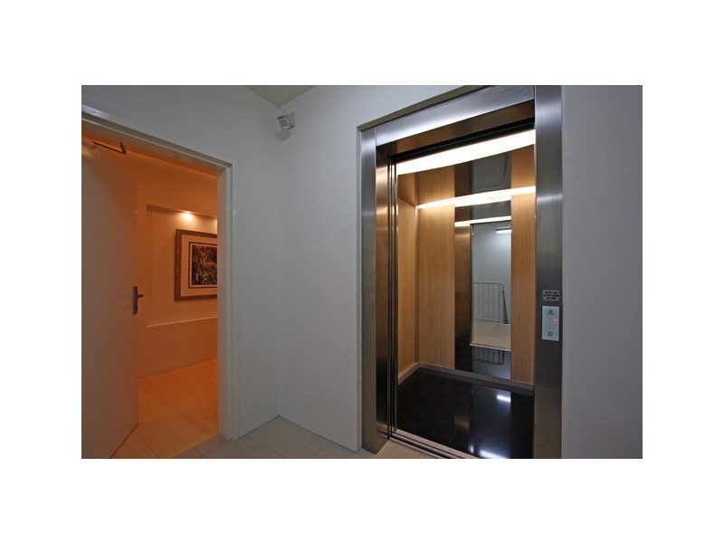 1&3/541 Esplanade, Urangan QLD 4655