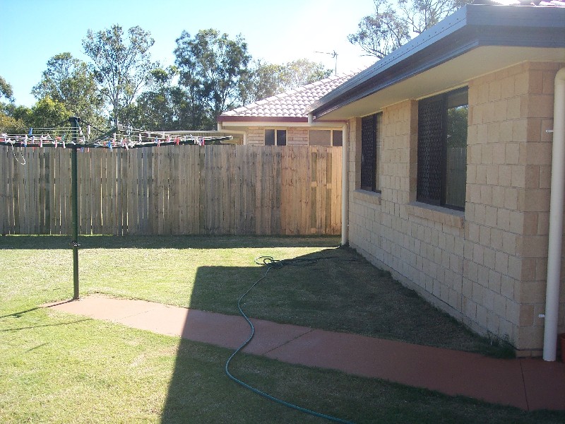 14 Kensi Court, Point Vernon QLD 4655