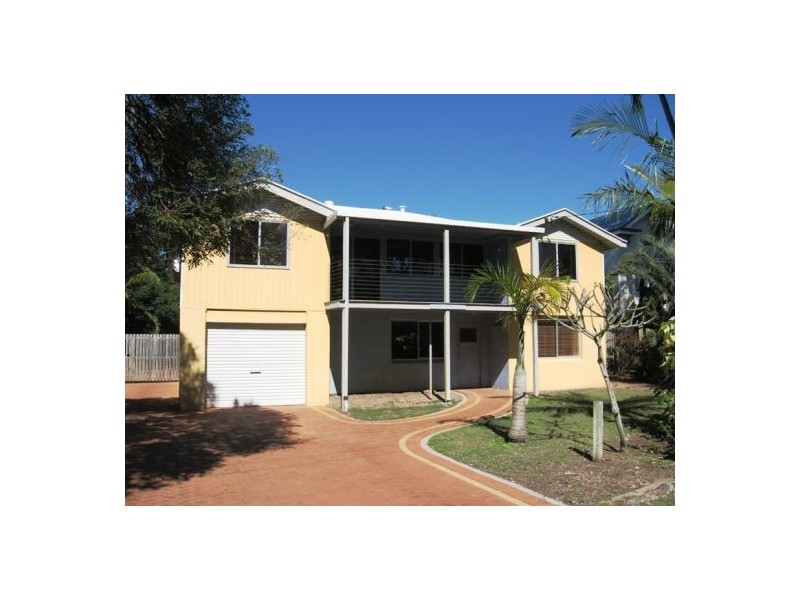 532 The Esplanade, Urangan QLD 4655