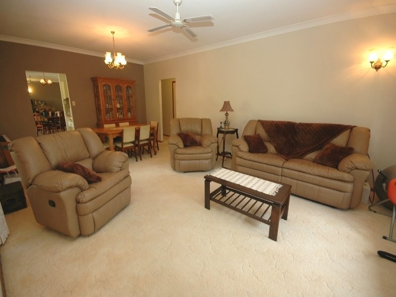 36  Wellington Street, Hervey Bay QLD 4655