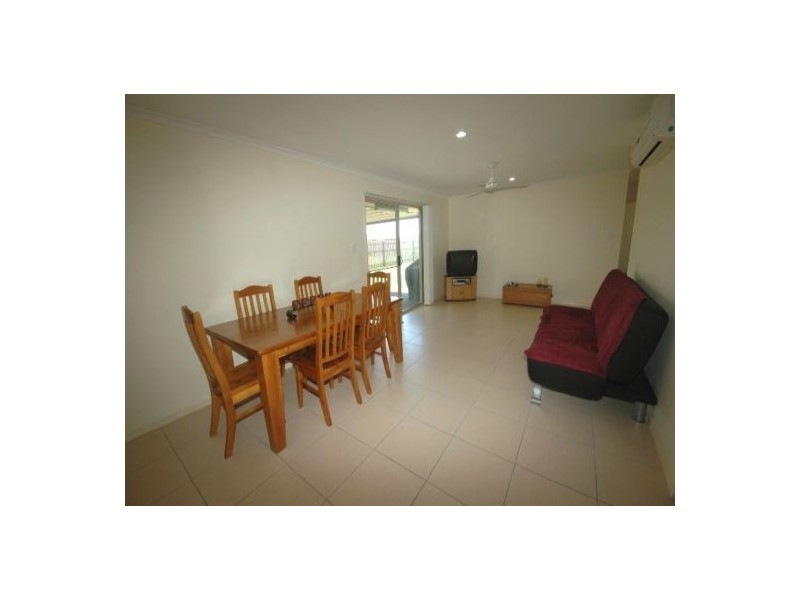 29 Earl St Vincent Circuit, Eli Waters QLD 4655