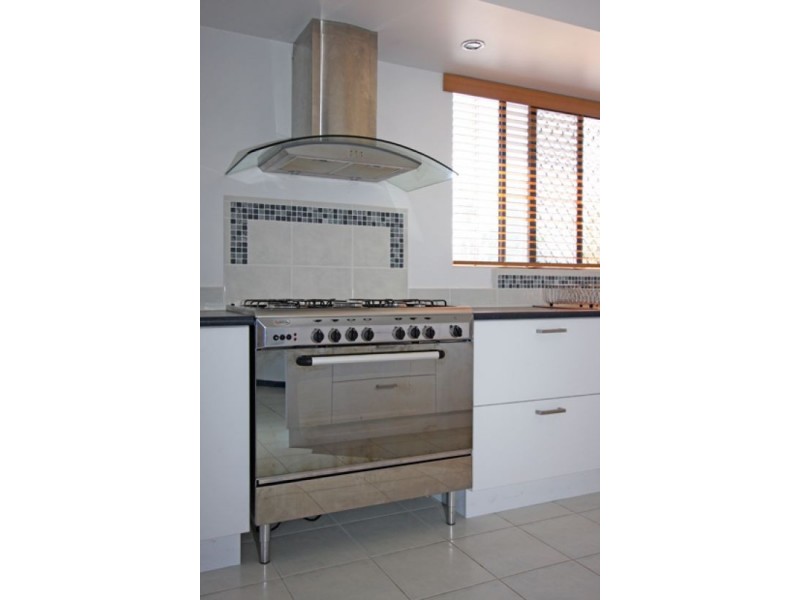 6-12 Pearl Drive, Craignish QLD 4655