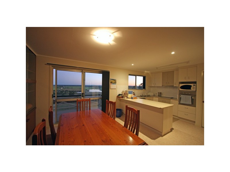 6  Regency Avenue, Urraween QLD 4655