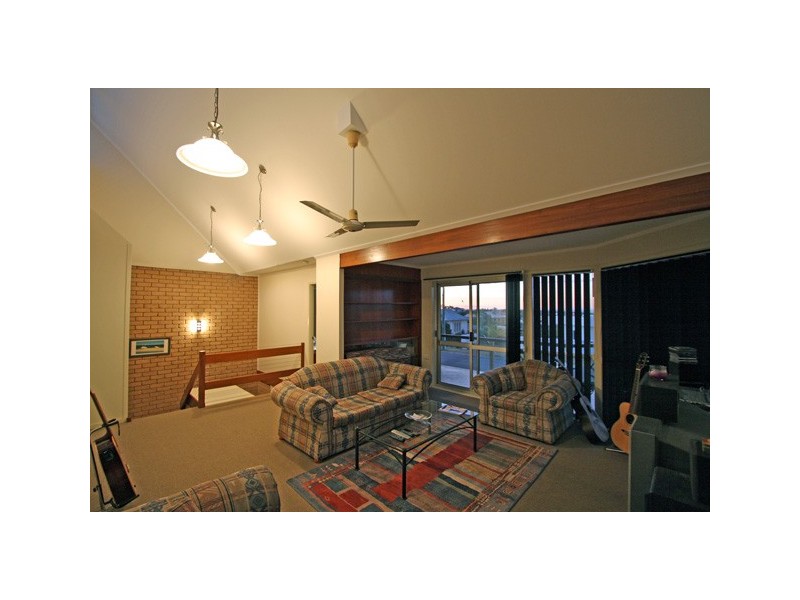 6  Regency Avenue, Urraween QLD 4655