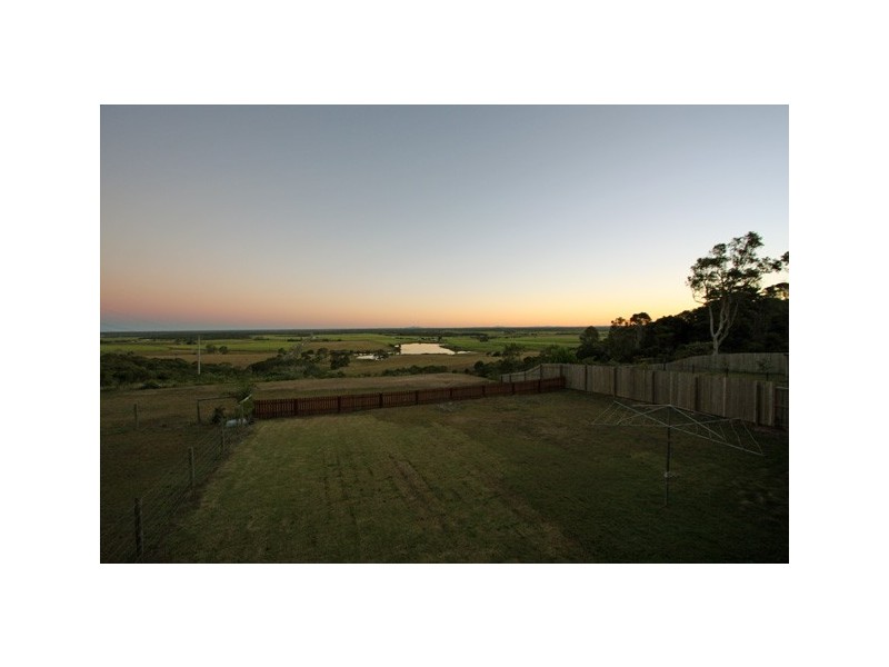 6  Regency Avenue, Urraween QLD 4655
