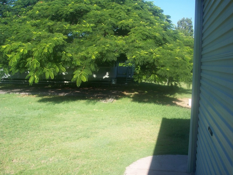 64 Cunningham Street, Urangan QLD 4655