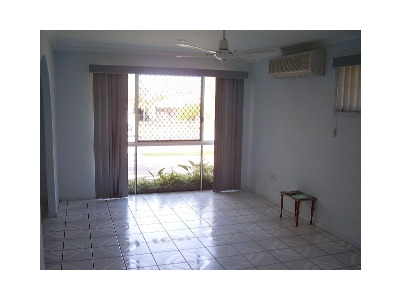 68 Aimee Drive, Urangan QLD 4655