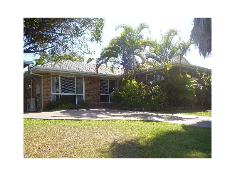 68 Aimee Drive, Urangan QLD 4655