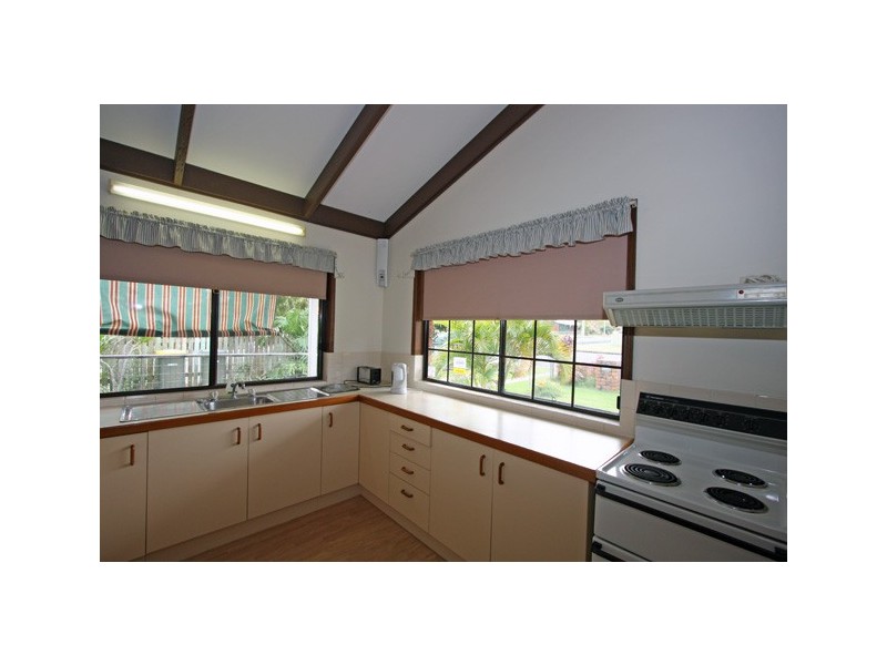 65 Miller Street, Urangan QLD 4655