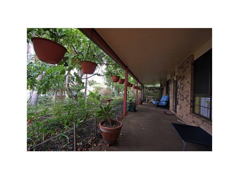 7 Aimee Drive, Urangan QLD 4655
