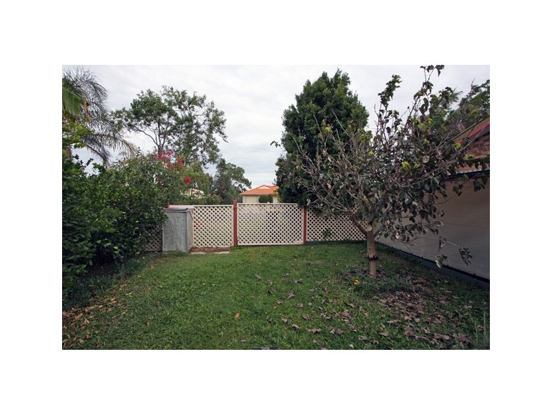 7 Aimee Drive, Urangan QLD 4655