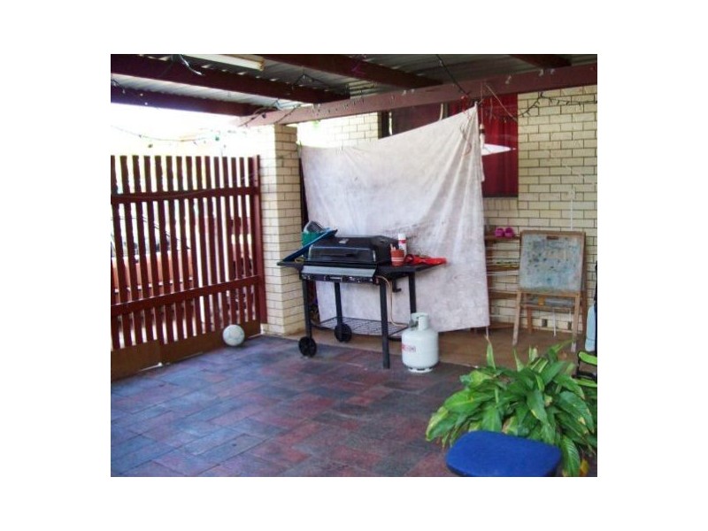 51 Kent Street, Urangan QLD 4655