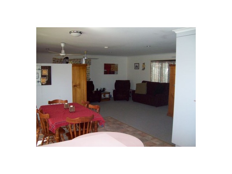 51 Kent Street, Urangan QLD 4655