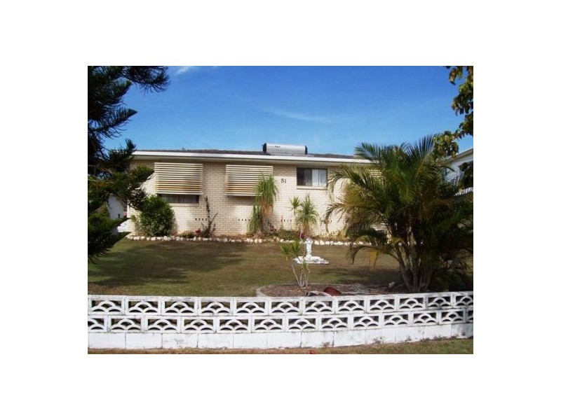 51 Kent Street, Urangan QLD 4655