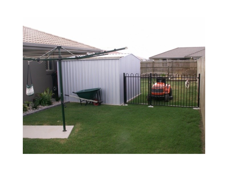 4 Protector Way. Mariners Cove, Eli Waters QLD 4655
