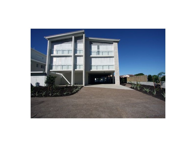 3/541 Esplanade, Urangan QLD 4655