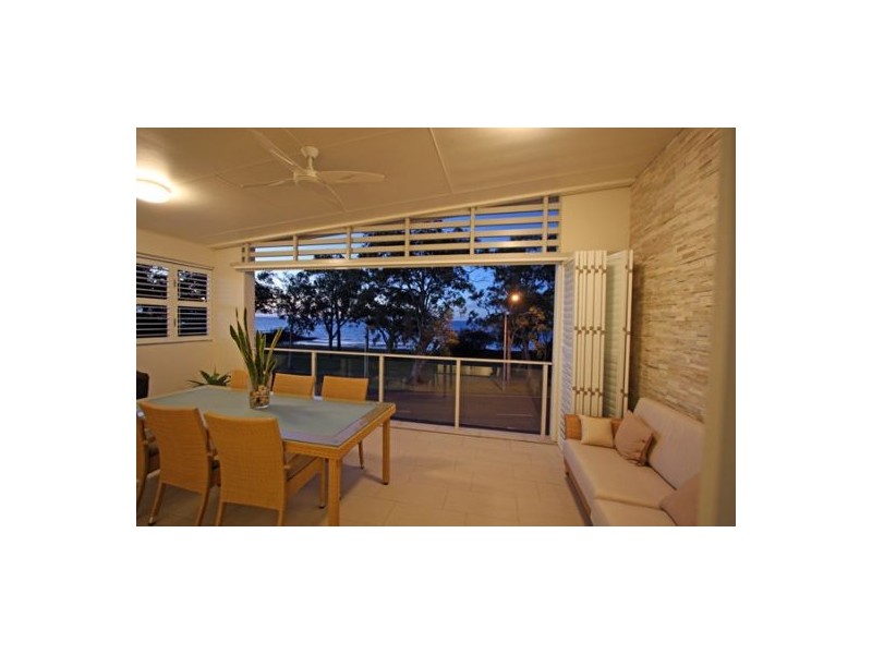 3/541 Esplanade, Urangan QLD 4655