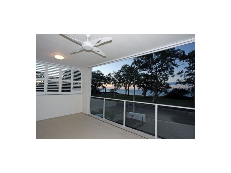 3/541 Esplanade, Urangan QLD 4655