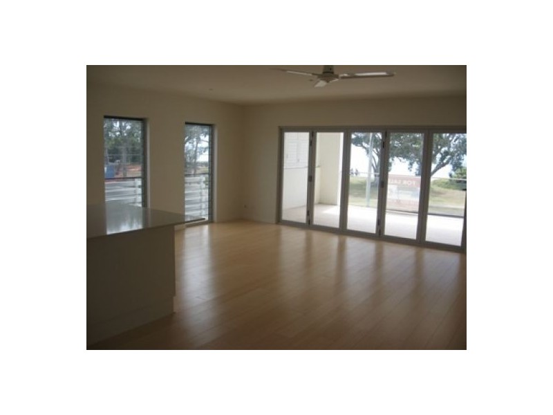 3/541 Esplanade, Urangan QLD 4655