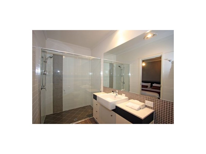 54 & 55 – 136 Pulgul Street, Urangan QLD 4655