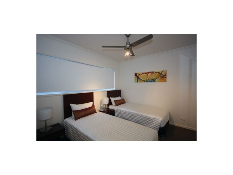 54 & 55 – 136 Pulgul Street, Urangan QLD 4655