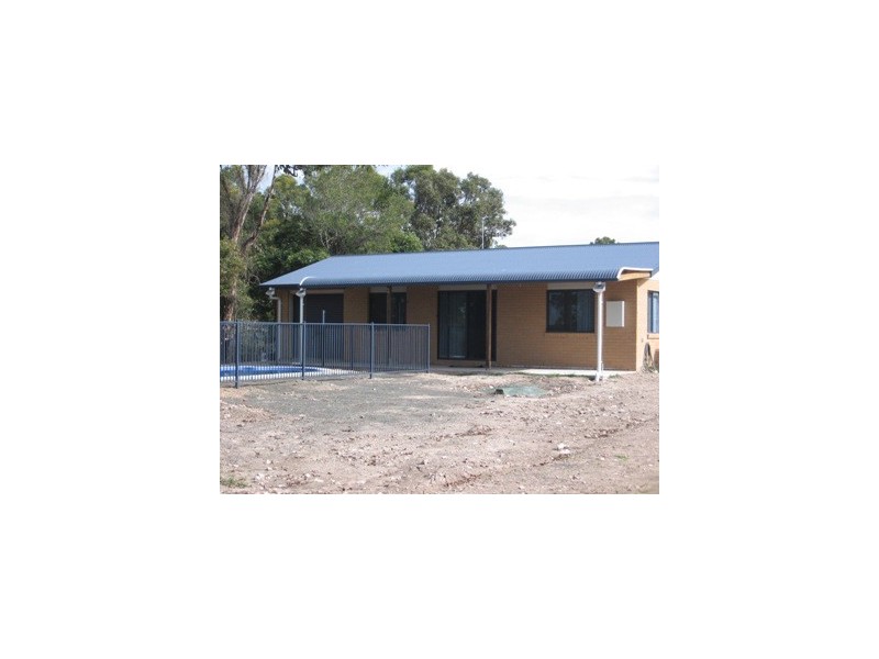 23 Beacon Road, Booral QLD 4655