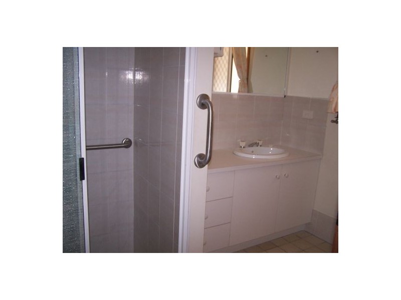 25 Parkway Drive, Scarness QLD 4655