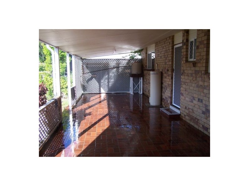 25 Parkway Drive, Scarness QLD 4655