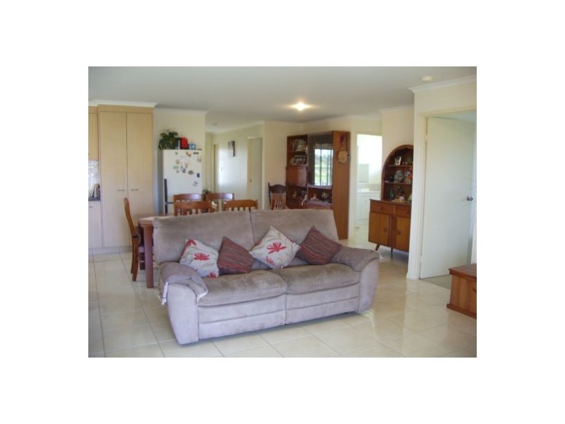 79 Martin Street, Point Vernon QLD 4655