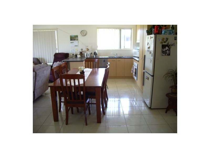 79 Martin Street, Point Vernon QLD 4655