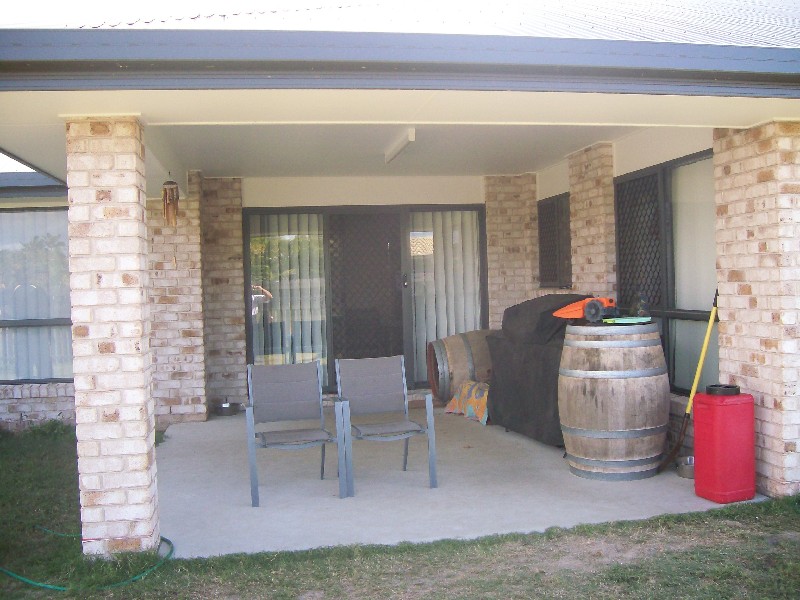 79 North Street, Point Vernon QLD 4655