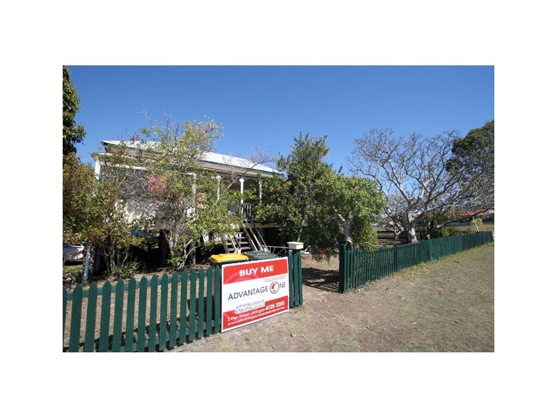 37 King Street, Urangan QLD 4655