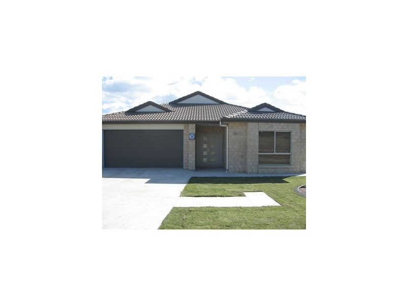 38 Turrum Street, Scarness QLD 4655