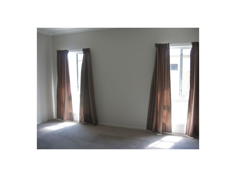 36  Turrum Street, Scarness QLD 4655