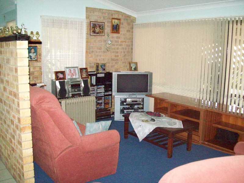 41 Hansen Street, Urangan QLD 4655