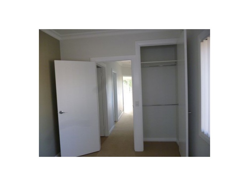 1/31 King Street, Urangan QLD 4655