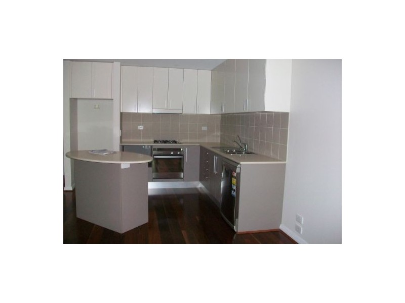 2/31 King Street, Urangan QLD 4655