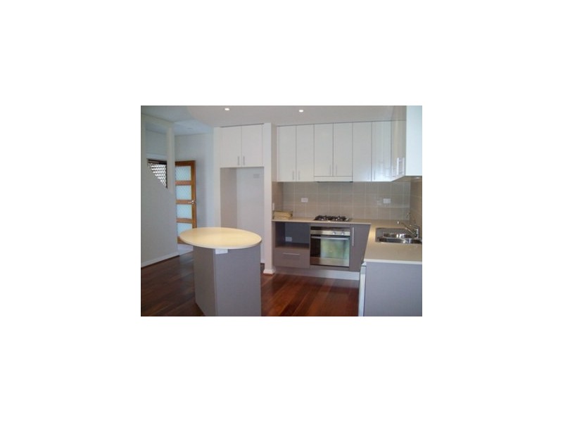 3/31 King Street, Urangan QLD 4655