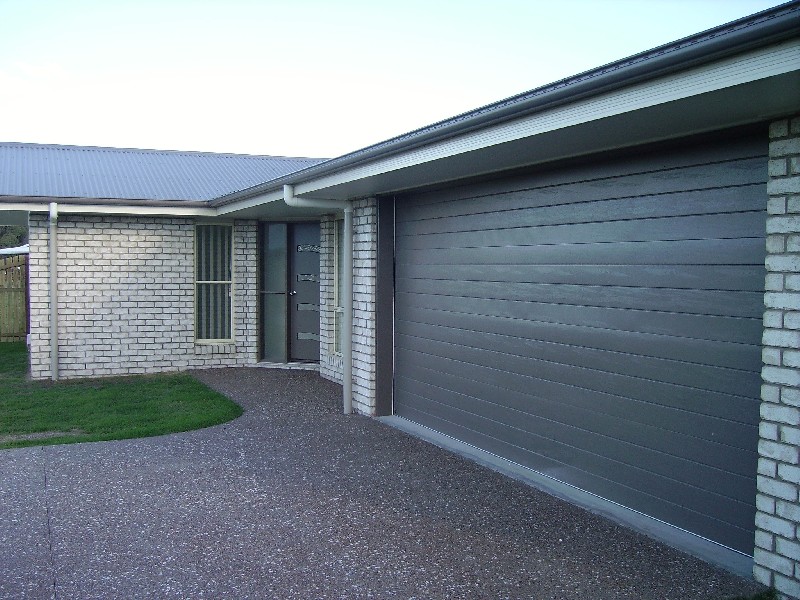 9 Lakes Bvd, Burrum Heads QLD 4659