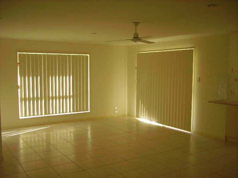 9 Lakes Bvd, Burrum Heads QLD 4659