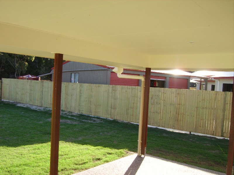 9 Lakes Bvd, Burrum Heads QLD 4659