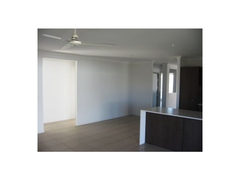 12 Fishburn Way, Eli Waters QLD 4655
