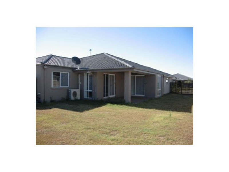 12 Fishburn Way, Eli Waters QLD 4655