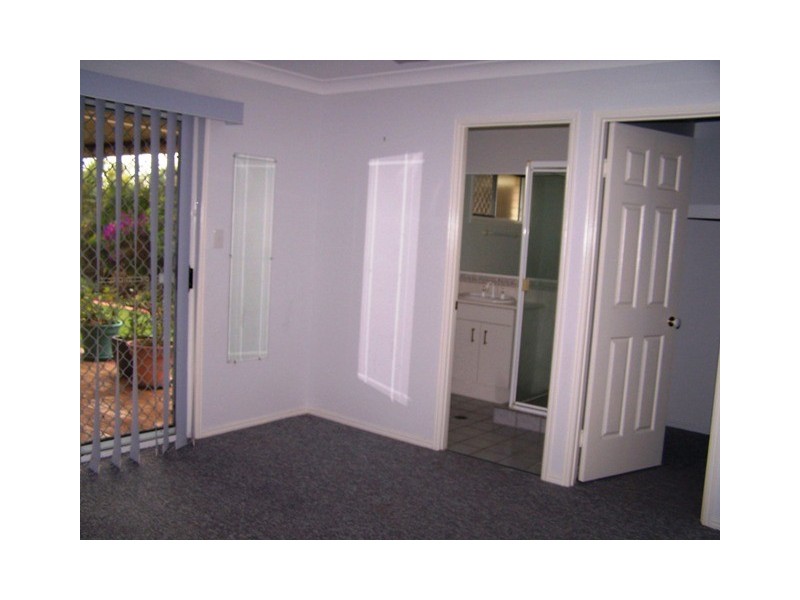 15 Heather Way, Urraween QLD 4655