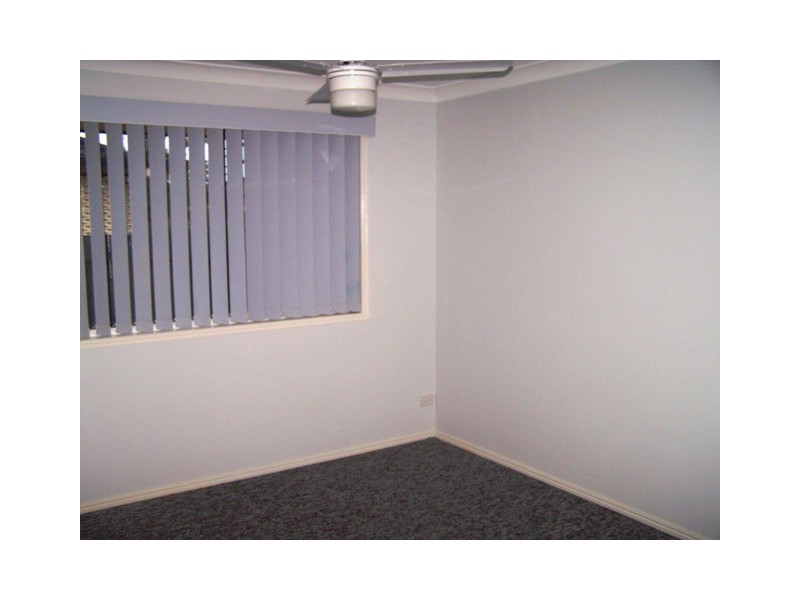 15 Heather Way, Urraween QLD 4655